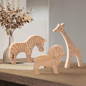 Ensemble de 3 jouets en bois faits à la main et écologiques inspirés de la philosophie Montessori Lion unisexe pour enfants d'âge préscolaire inclus - Product Image 2