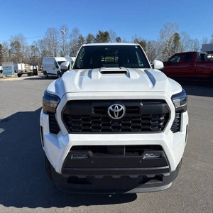 Toyota Tacoma 2024 en EXCELENTE ESTADO - Product Image 1