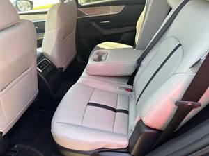 Auto Usado Confiable, Mazda CX-90 2025, 3.3 Turbo Preferred, SUV 4x4 de 4 Puertas - Product Image 4