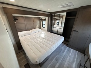 2026 K-E-Y-S-T-O-N-E C-O-U-G-A-R 3-6-0-M-B-I Prêt pour le voyage - Product Image 5