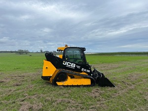 Discount Sales JCB 300T skid <b>steer</b> Crawler Loader JCB 3TS-8T Tracked Loader with Attachments for Sale - Product Image 2