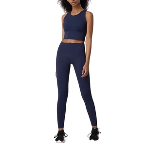 Conjunto de Dos Piezas de Ropa Deportiva para Mujer con Logotipo Personalizado OEM, Top Corto Informal de Otoño, Pantalones Joggers de Cintura Alta con Bolsillos - Product Image 1