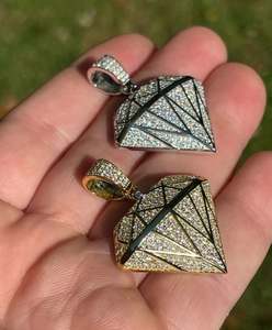 Personalizado Iced Out MOISSANITE Diamond Shape Gem Bling Pendant 925 Sterling Silver en rodio o 14K oro amarillo acabado - Product Image 3