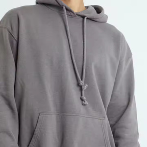 Sweat à capuche décontracté pour homme en polyester/coton, respirant, avec logo personnalisé brodé, coupe classique, uni, pour l'hiver - Product Image 2