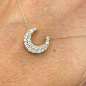 Collar de Cadena de 18 Pulgadas con Colgante de Luna Creciente de Diamante Natural de 0.25 Quilates, Minimalista y Elegante, de Oro Amarillo de 14 Quilates, para Mujer y Hombre, Joyería Fina - Product Image 1