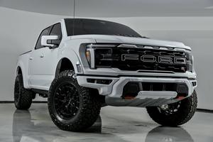 (W&T) PROMOCIÓN Venta de Camionetas Usadas Ford F-150 Raptor 2024 MODS - Ruedas Todoterreno, Suspensión Elevada, Motor V8 Supercargado, CAMIÓN USADO - Product Image 4