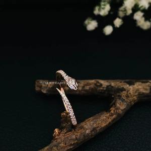 14K Solid Gold Natural Diamond <b>Snake</b> Ring. - Product Image 2