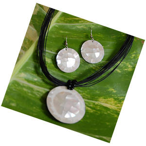 Collier de coquillages avec boucles d'oreilles, bijoux en coquillages, ensemble de coquillages, bijoux en mosaïque de coquillages, coquillage de nautilus craek - Product Image 2