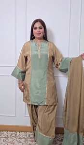 Designer Jacquard Soie Top Sharara Plazzo Dupatta Ensemble Lourd Faux Georgette Matériel Broderie Travail pour Nouvelle Fête Porter Indien - Product Image 5