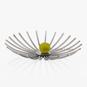 Bol de service en métal ovale doré de haute qualité Pièce maîtresse de designer texturée avec accent noir unique pour table à manger et cuisine - Product Image 6