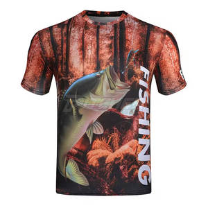 เสื้อยืดตกปลาผู้ชาย UPF 50 ลายพิมพ์ เป็นมิตรกับสิ่งแวดล้อม น้ำหนักเบา ผลิตจากโพลีเอสเตอร์ 100% แห้งเร็ว ระบายอากาศได้ดี เหมาะสำหรับชายหาด กิจกรรมลำลอง และกีฬา - Product Image 1