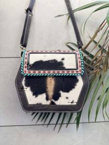 Nouveau sac à main de créateur sac à bandoulière en cuir repoussé à la main gitane Boho cuir de fourrure de vachette fait à la main sacs occidentaux élégants à usages multiples - Product Image 2