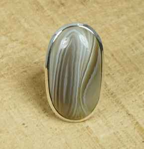 Anillo Ovalado de Ágata con Banda en Plata de Ley 925, Joyería Hecha a Mano, Regalo para Ella - Product Image 5