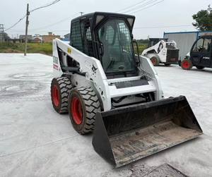 Chargeuse sur pneus Bobcat S160 d'occasion Chargeuse-pelleteuse compacte Garantie 1 an Moteur inclus Pompe à roulement moteur Boîte de vitesses - Product Image 5