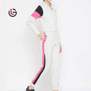 Conjunto Deportivo de Mujer GLOBAL LEATHER, Cómodo, con Cordón Ajustable, para Entrenamiento de Invierno, de Moda, Corte Regular, con Capucha - Product Image 3