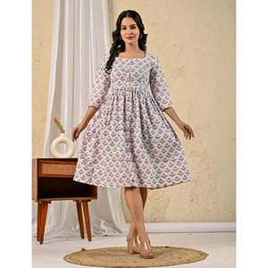 Robe en coton blanc à col carré, décontractée, imprimée à la main, fermeture boutonnée sur le devant, tailles XS à 5XL, respirante, design ODM - Product Image 6