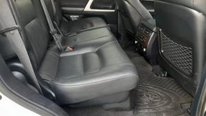 Toyota LandCruiser Prado 150 RHD Tx 2.7L Automatique Neuf 4x4 Réf 2387 Voiture Neuve Jamais Immatriculée - Product Image 6