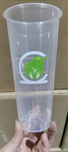 Film d'étanchéité personnalisé en PP mat pour gobelets, avec logo sur mesure, pour sceller les gobelets de thé boba. - Product Image 2