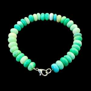 สร้อยข้อมือลูกปัดโอปอลสีเขียว7-8มม. สำหรับผู้หญิง Boho แฟชั่นมินิมอลแฟชั่นแรงบันดาลใจสไตล์อินเทรนด์สำหรับ2025พร้อมตะขอก้ามปูของขวัญที่สมบูรณ์แบบ - Product Image 6