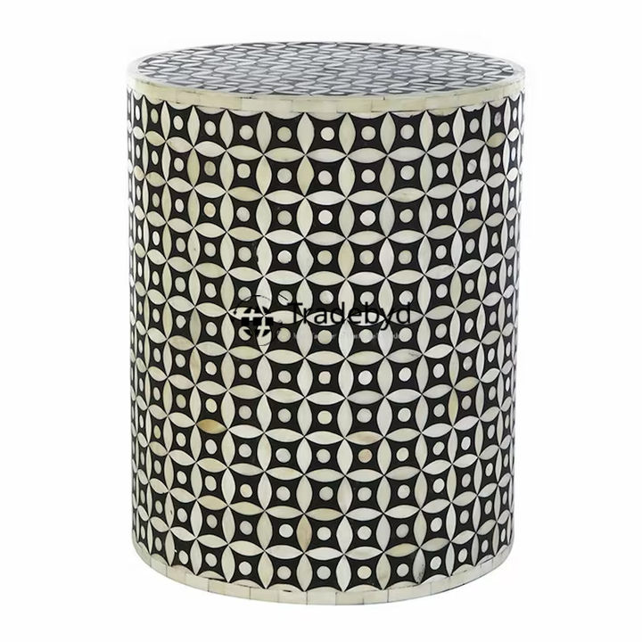 Available in different Colors