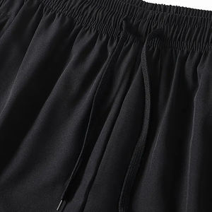 Service OEM 03 Pcs Short solide pour hommes avec poches zippées Short actif à taille élastique et cordon de serrage pour l'été - Product Image 4