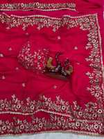 Tissu en soie chiffon lourd et doux avec broderie lourde C-PALLU Zari et sequins, travail de découpe sur le bord du sari