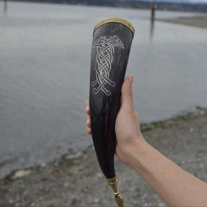 Corne à boire naturelle Viking de haute qualité polie écologique en corne de buffle Design animal - Product Image 1