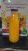 Nectars et jus de fruits 100% purs avec banane, ananas, mangue, goyave, pomme, raisin et saveurs mélangées en bouteilles pasteurisées