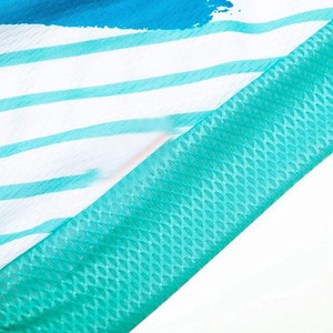 Ropa de deporte al aire libre estilo de la calle de moda impresa de manga corta transpirable secado rápido babero pantalones cortos y medias de Pakistán - Product Image 4