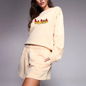 Ensemble short et sweat-shirt en polaire surdimensionné pour femmes, deux pièces décontractées pour porter, uni, respirant pour l'été, coupe régulière, tenue confortable - Product Image 1