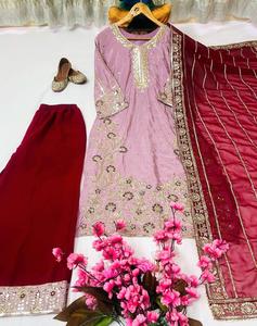 Presentando el nuevo diseñador Wear Chinon Silk Heavy Sequence Bordado y Diamond Hand Work Top y Palazzo con encaje Work - Product Image 4