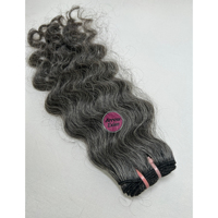Lots de Cheveux Humains Bouclés Gris Noir 100% Remy Vierge Naturels Non Traités Indiens Résistants à la Chute Prêts à la Permanente Tissage Cuticule Intacte