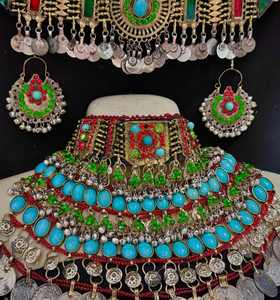 Elegante Conjunto Afgano de Acero Inoxidable para Mujer, Estilo Étnico Clásico, con Cristales y Pedrería, Hecho a Mano para Bodas y Reuniones Festivas - Product Image 2