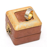 Jexmoo - Caja de Anillo de Acero Inoxidable Hecha a Mano de Lujo, Personalizada con Serigrafía, Regalo Perfecto para Papá, Novio, Día del Padre