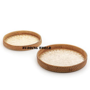 Proveedor de bandeja de servicio de ratán Juego de alta calidad de dos platos de diseñador hechos a mano Clásico Elegante al por mayor Nueva bandeja de ratán - Product Image 1