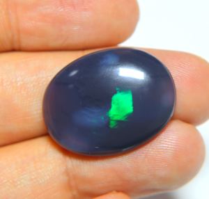 Opale noire australienne Lightning Ridge Cabochon lisse forme ovale opale de pierres précieuses en vrac naturelles - Product Image 3