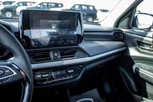 OFERTA INCREÍBLE: SUZUKI SWIFT GLX CON TRANSMISIÓN AUTOMÁTICA - Product Image 3