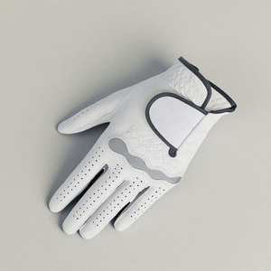 Gant de golf de qualité supérieure de nouveau style avec logo personnalisé Tissu doux respirant de haute qualité Gants en peau de mouton confortables pour la gauche et la droite - Product Image 4