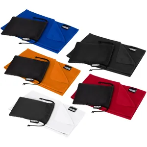 Toalla Deportiva Reciclada Raquel, Artículos Promocionales Sostenibles para Estilos de Vida Activos - Product Image 4