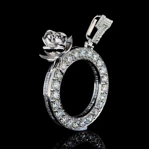 Colgante de moissanita personalizado con flor rosa para mujer, colgante helado VVS, diamantes redondos de corte brillante, Plata de Ley 925 - Product Image 2
