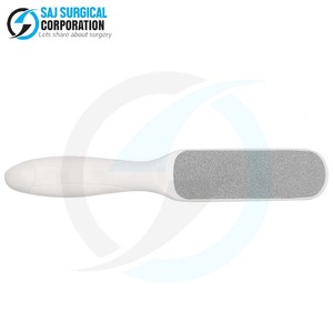 Râpe à pied classique OEM en acier inoxydable personnalisable avec commande en gros de logo pour les salons et les détaillants - Product Image 2