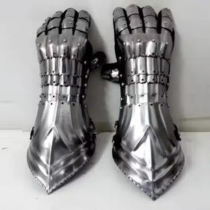 Guantes de Caballero Medieval, Armadura Gótica, Plateados y Pulidos, para SCA y Cosplay, Artesanía Metálica - Product Image 1