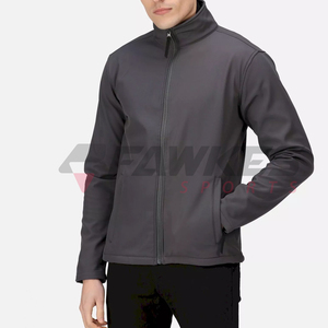 Logo personnalisé impression fermeture à glissière avant col montant vestes en coque souple 2023 poids léger hommes veste en coque souple - Product Image 1