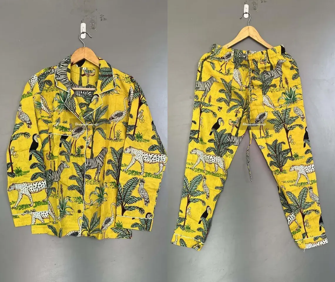 สีเหลือง