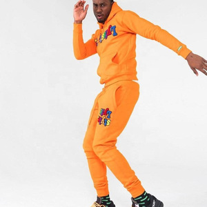 Survêtement unisexe 100% coton personnalisé en éponge française ensemble de jogging à capuche lavé de qualité supérieure style confort et durabilité pour l'hiver avec strass - Product Image 2