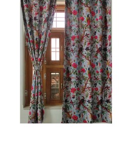 ผ้าคลุมเบาะผ้ากำมะหยี่พิมพ์ลายนกอินเดียสำหรับหน้าต่างพิมพ์ลายนก - Product Image 1