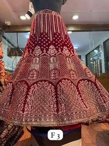 Vente en gros de velours Lehenga design avec double boîte de conserve Jarakn Work 2.5m Flair Soft Net Dupatta pour les commandes à l'exportation B2B - Product Image 6