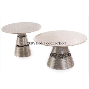 Bandeja de servicio decorativa chapada en plata con diseño de base de metal dorado ideal para recepciones de bodas y configuraciones de comedor de estilo vintage - Product Image 3