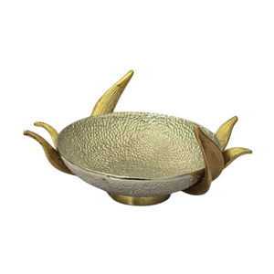 Bol de service de bonbons en métal martelé de qualité deluxe Lotus doré Accent décoratif pour la maison bon prix - Product Image 4