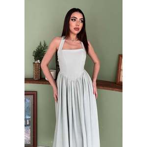 Vestido de Lino con Cuello Halter Color Menta - Menta - Product Image 3